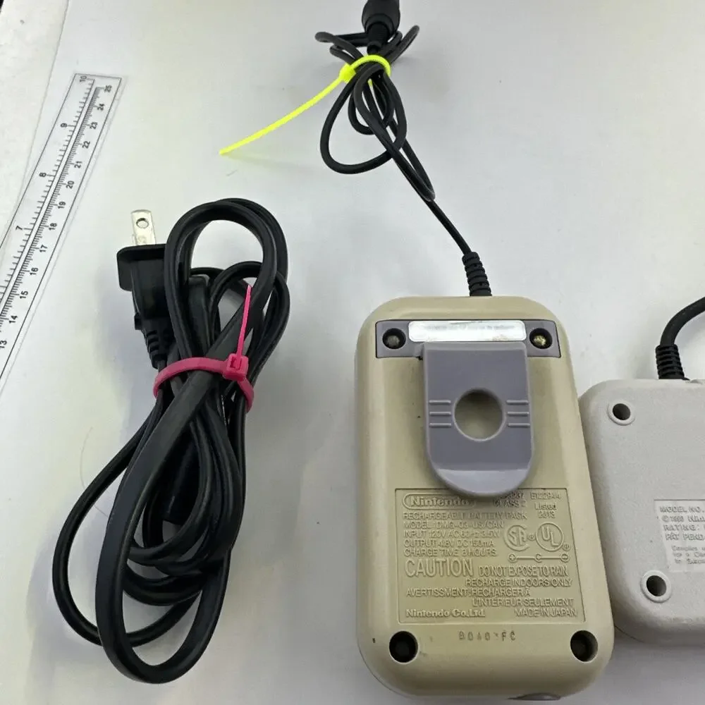 Game Boy Rechargeable Battery Pack AC Adapter On Gameboy DMG-03 & 4 Way Splitter